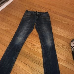NEVER WORN LEVIS JEANS